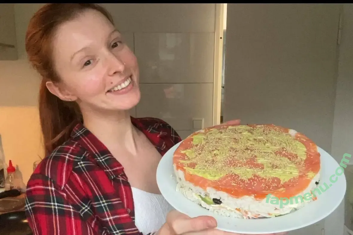 maryfoxyy nude photo #0282 (Mary Foxy redhead / kisstheredfox / maryfoxpottery)