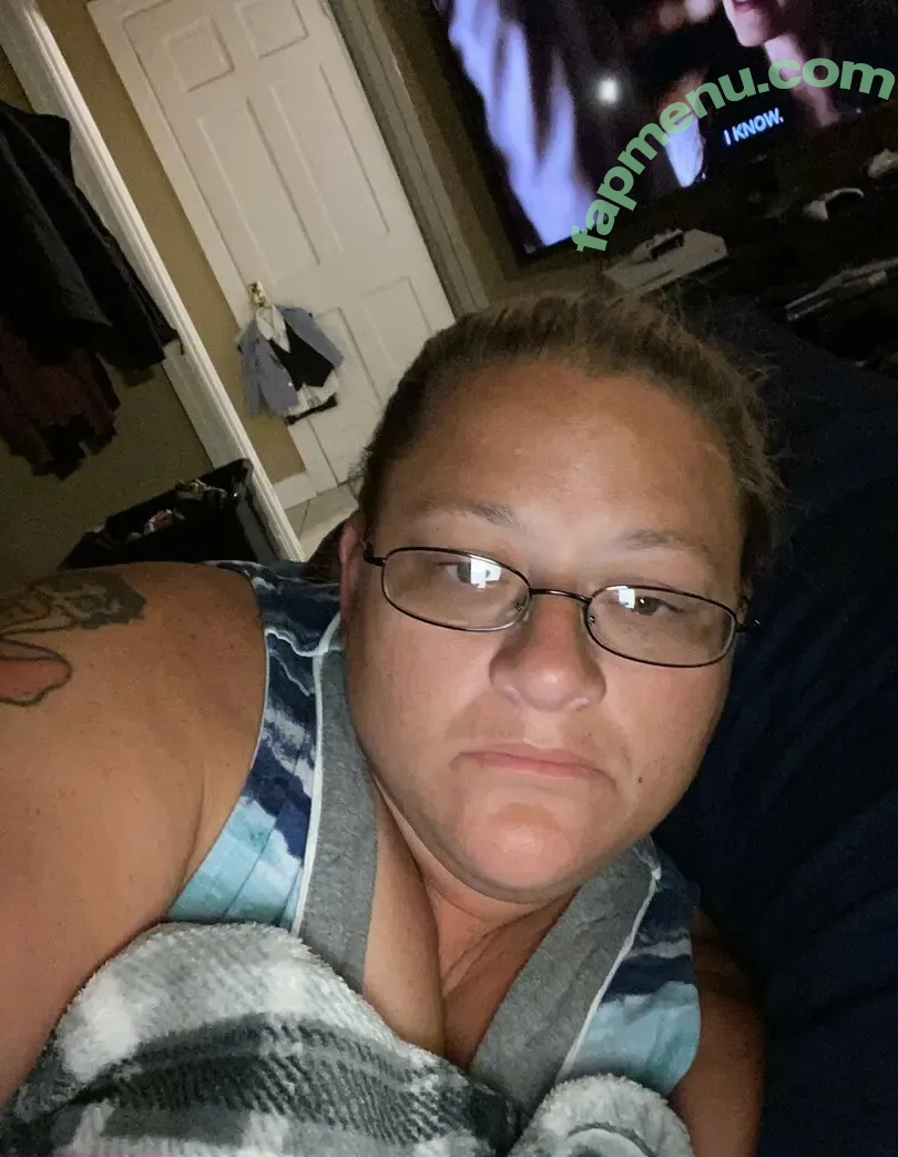 maryhumbers nude photo #0010 (mary.mccune.543)