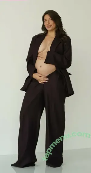 Maryna Bekh / Romanchuk / marynabekh nude photo #0124