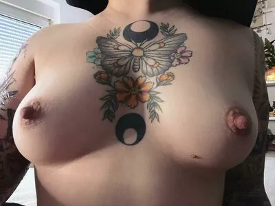 Marysaccharine / Repulsive_Fall_3062 / marysaccharine_ nude photo #0009