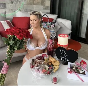 Maryse / marysemizanin nude photo #0019