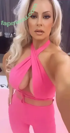 Maryse / marysemizanin nude photo #0138