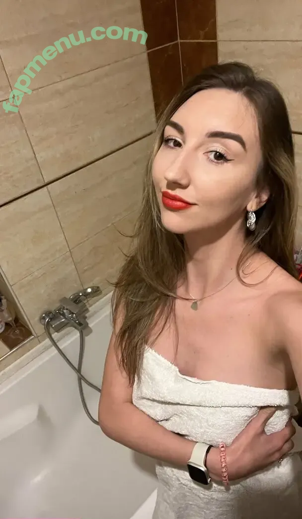 marywayne nude photo #0003 (marywayne1)