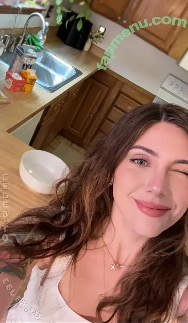 Marz nude photo #0284 (itz.marz / marz.z.z / spaced-owt)