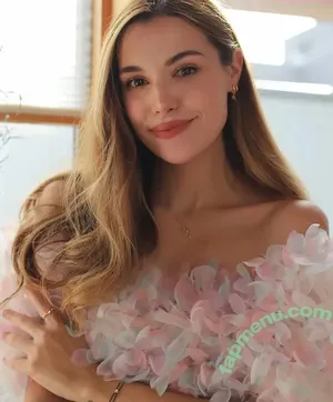 Marzia Kjellberg / itsmarziapie nude photo #0043