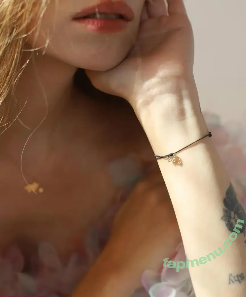 Marzia Kjellberg nude photo #0042 (itsmarziapie)