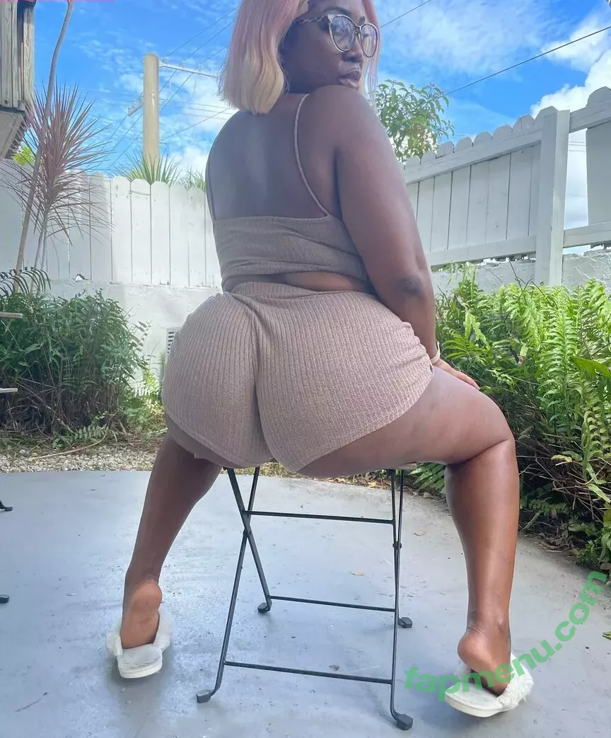 MaseratiXXX nude photo #0020 (clubmaseratixxx / kerrystayglam)