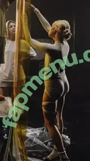 Masha Kondratenko / mashaa.kondratenko nude photo #0003