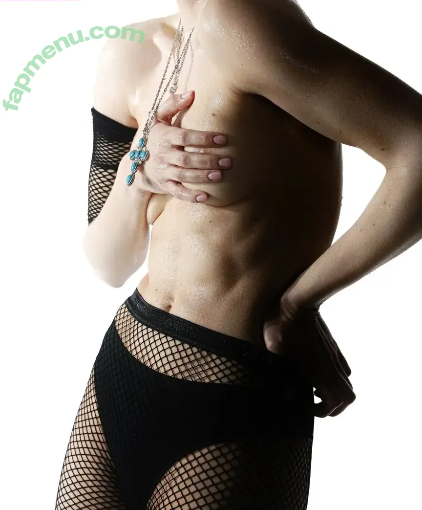 Masha Kondratenko nude photo #0011 (mashaa.kondratenko)