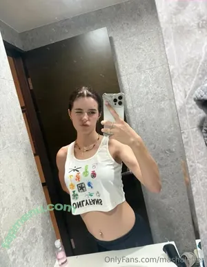  nude photo #0002