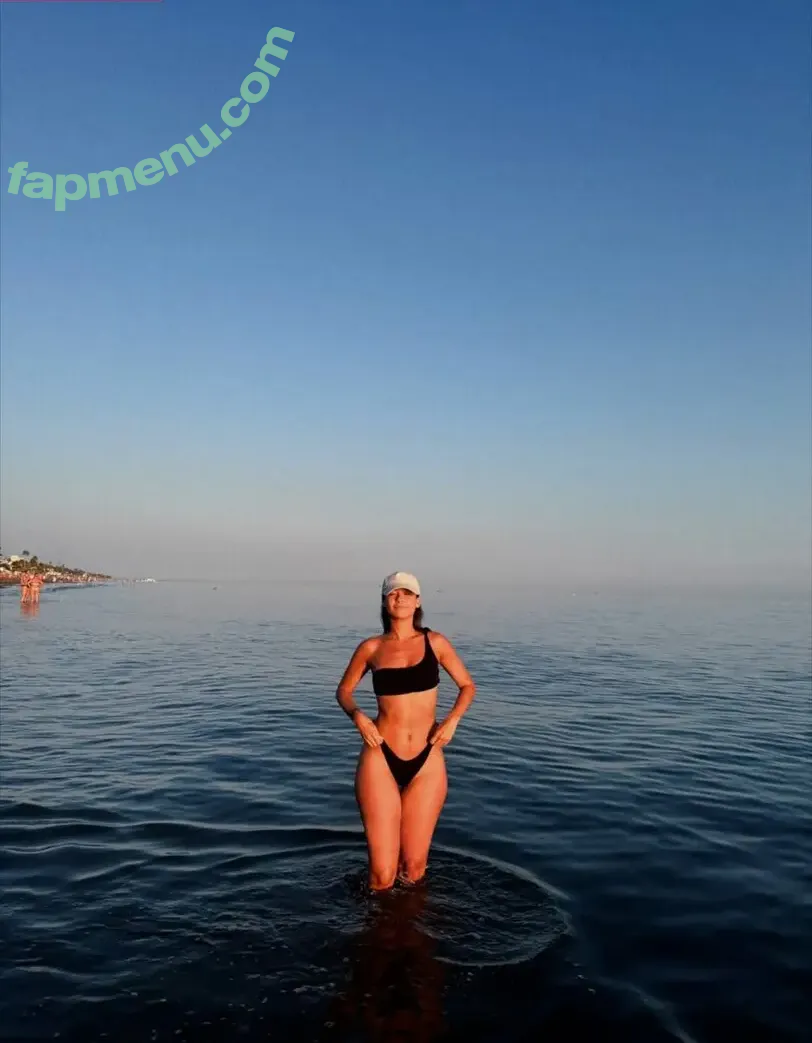 Masi Rodriguez nude photo #0023 (masirodriguez / melirrodriguezz)