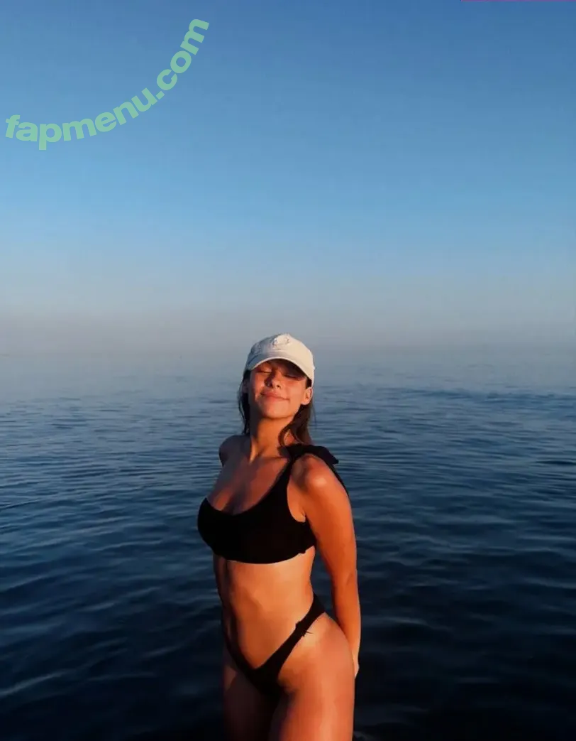 Masi Rodriguez nude photo #0025 (masirodriguez / melirrodriguezz)