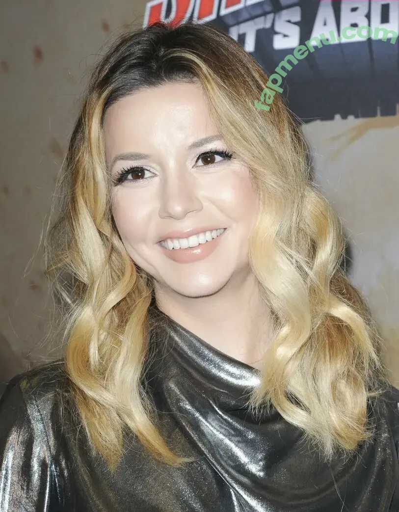 Masiela Lusha nude photo #0026 (masielalusha)