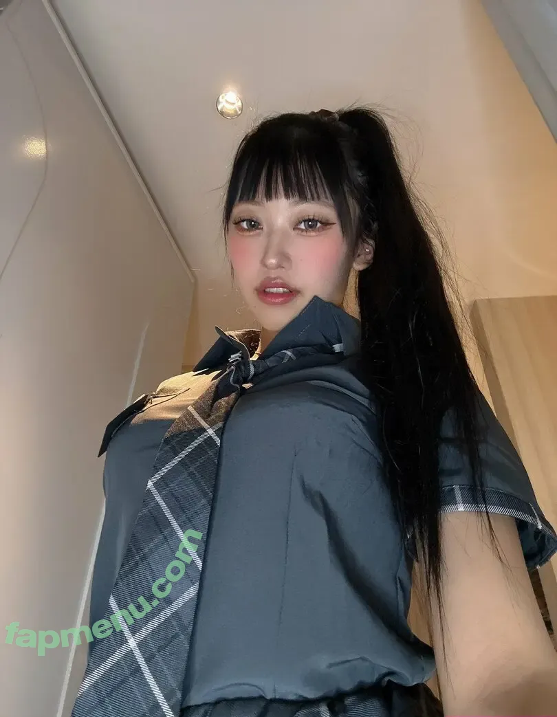 maskmelon__ nude photo #0070 (2oo3.s / メロンパン)