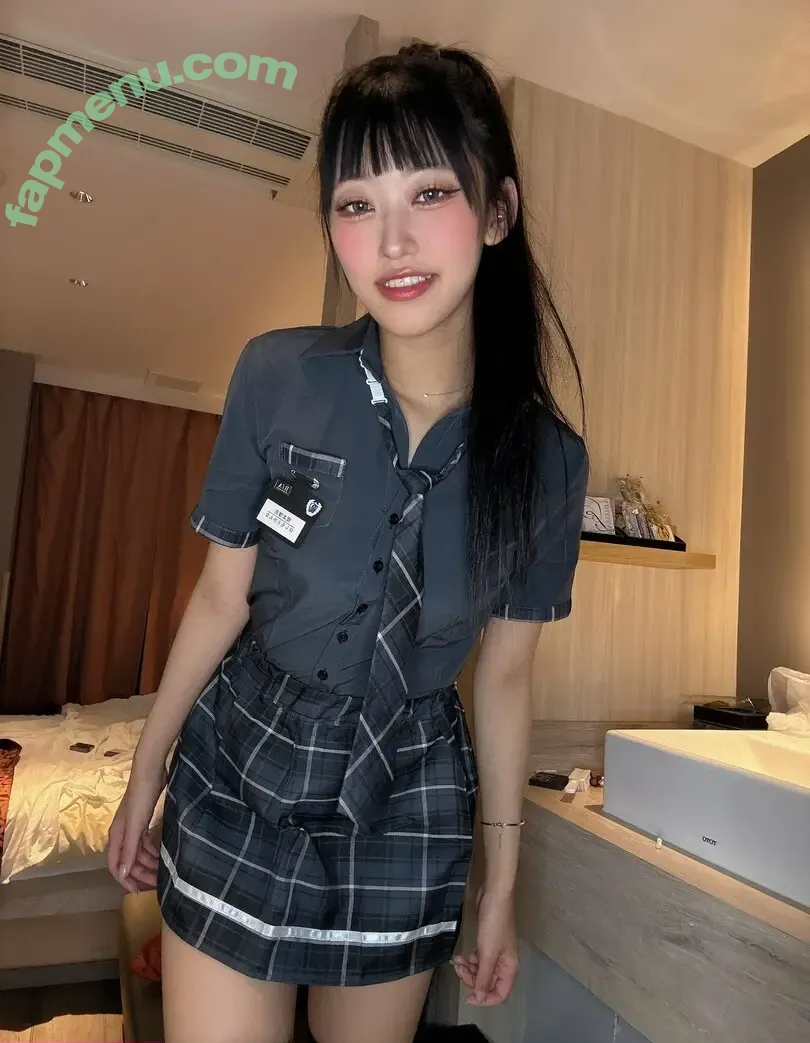 maskmelon__ nude photo #0073 (2oo3.s / メロンパン)