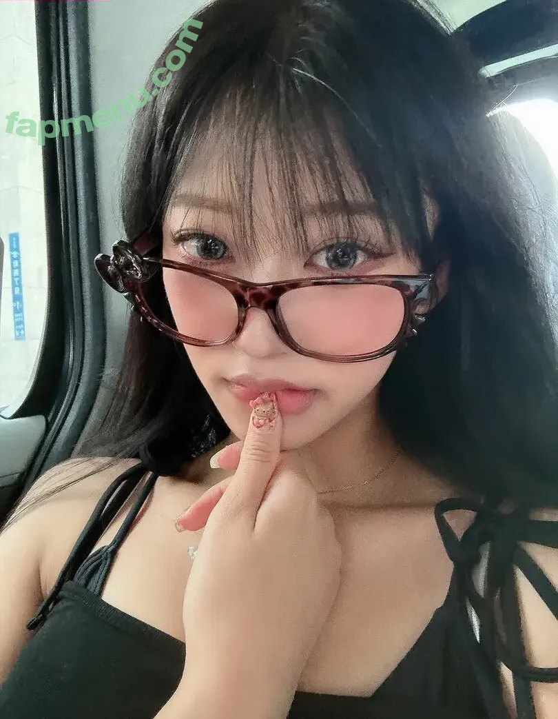 maskmelon__ nude photo #0086 (2oo3.s / メロンパン)
