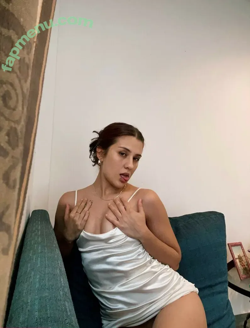 masseusealice nude photo #0003 (alyneah / masseusealine)