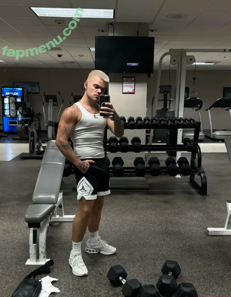 masterontwinks nude photo #0003 (masterontwinks)