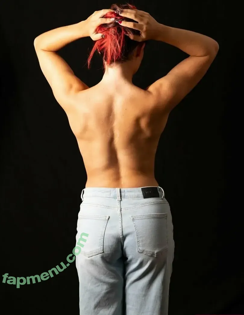 math_bbb_ nude photo #0031 (Mathilde)