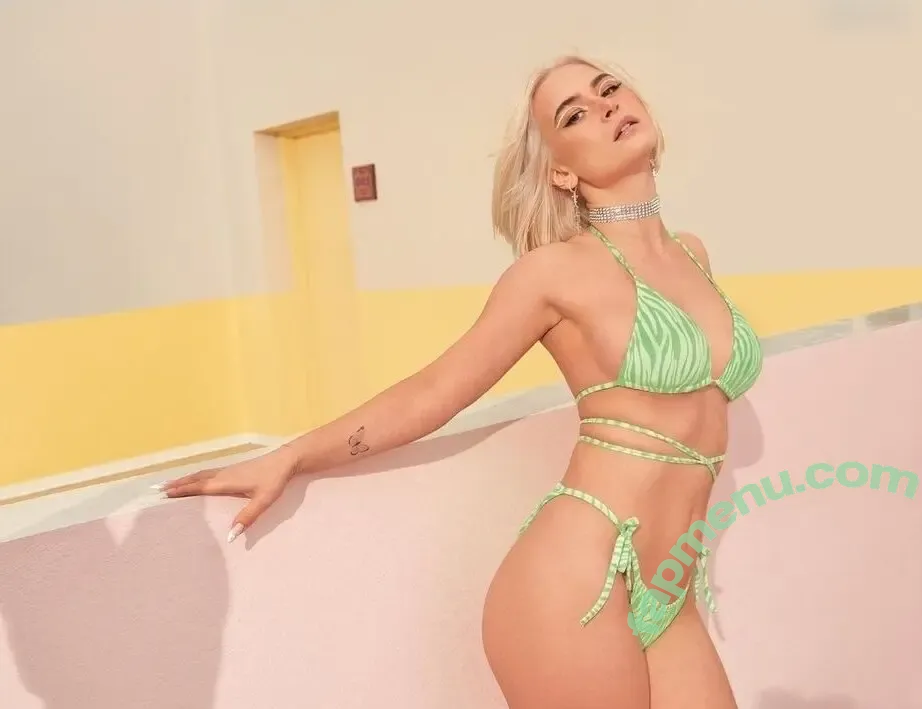 Mathea nude photo #0006 (matheamathea)