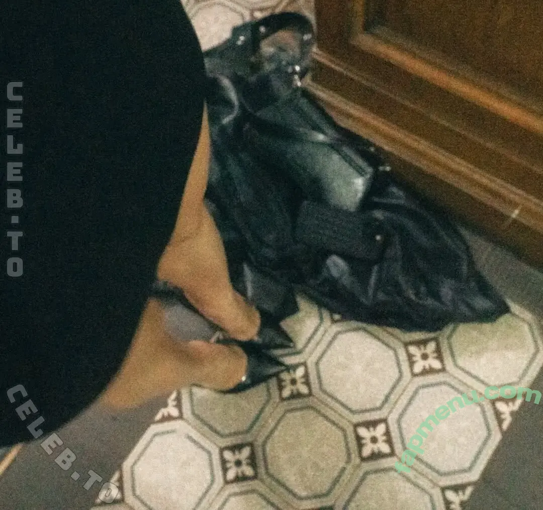 matheamathea nude photo #0028 (Mathea / mateababac)