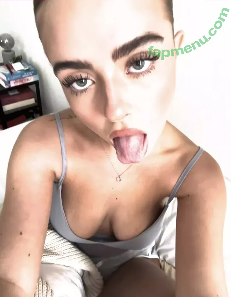 Mathilda.mkh nude photo #0146 (thickmathilda)