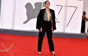 Matilde Gioli / matildegioli nude photo #0012