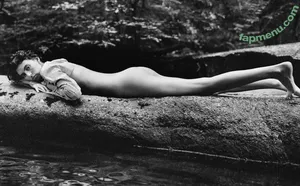 Matilde Lucidi / haileesteinfeld nude photo #0068