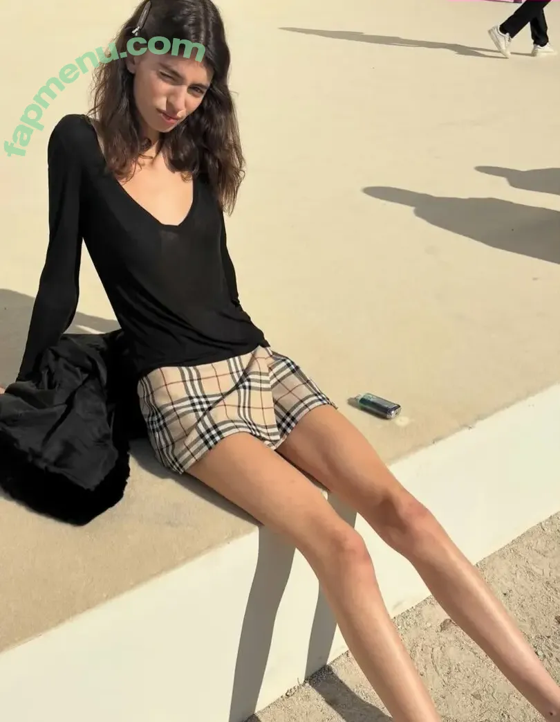 Matilde Lucidi nude photo #0043 (haileesteinfeld)