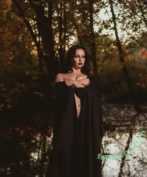 Matreya Scarrwener / matreyascarrwener nude photo #0008