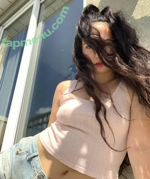 Matreya Scarrwener nude photo #0013 (matreyascarrwener)