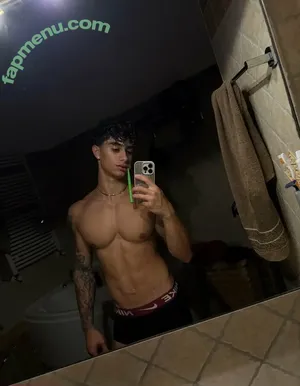 mattysecret / matty_aom7 nude photo #0021