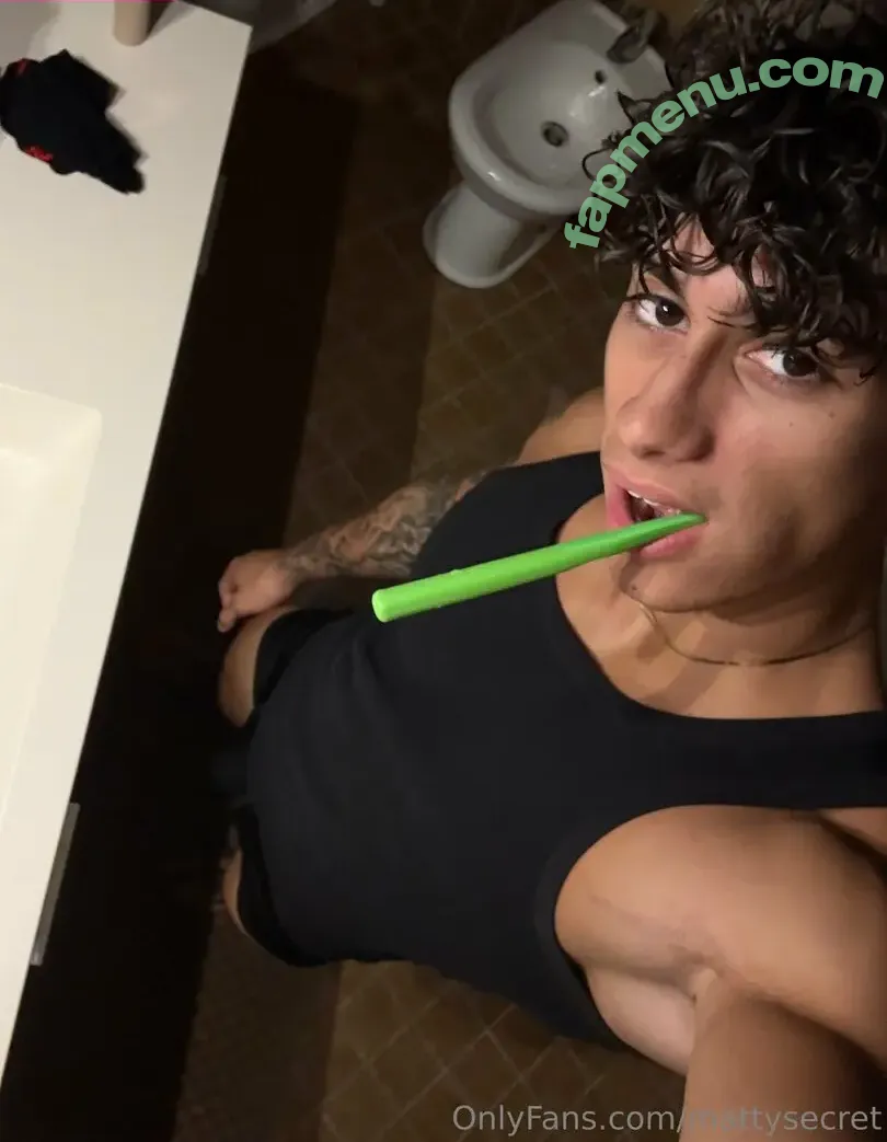 mattysecret nude photo #0020 (matty_aom7)