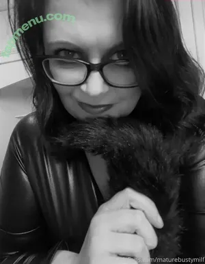 maturebustymom / thebusymommylife nude photo #0205