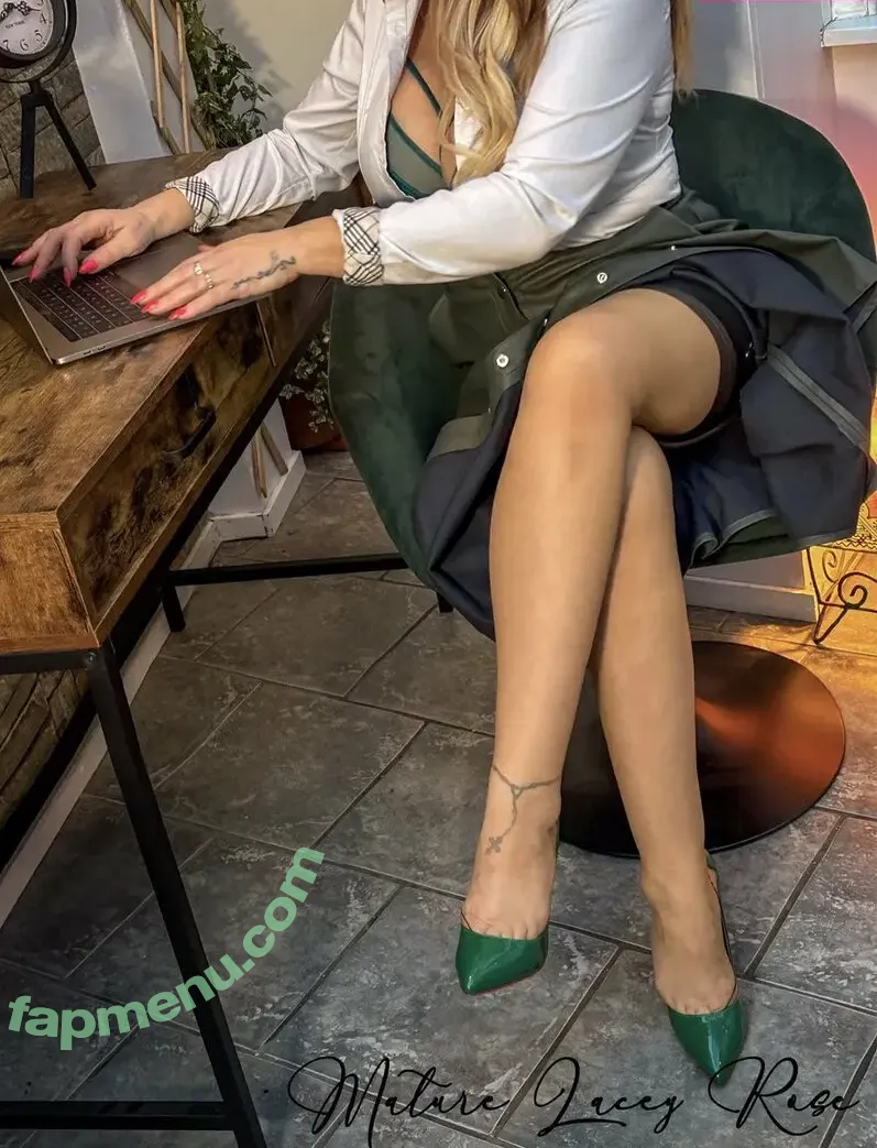 MatureLaceyRose nude photo #0002 (MatureLaceyRose)