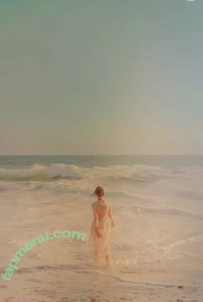 Maud Elena nude photo #0002 (Maud Lunenfeld / maudelena_ / maudfrainklen)