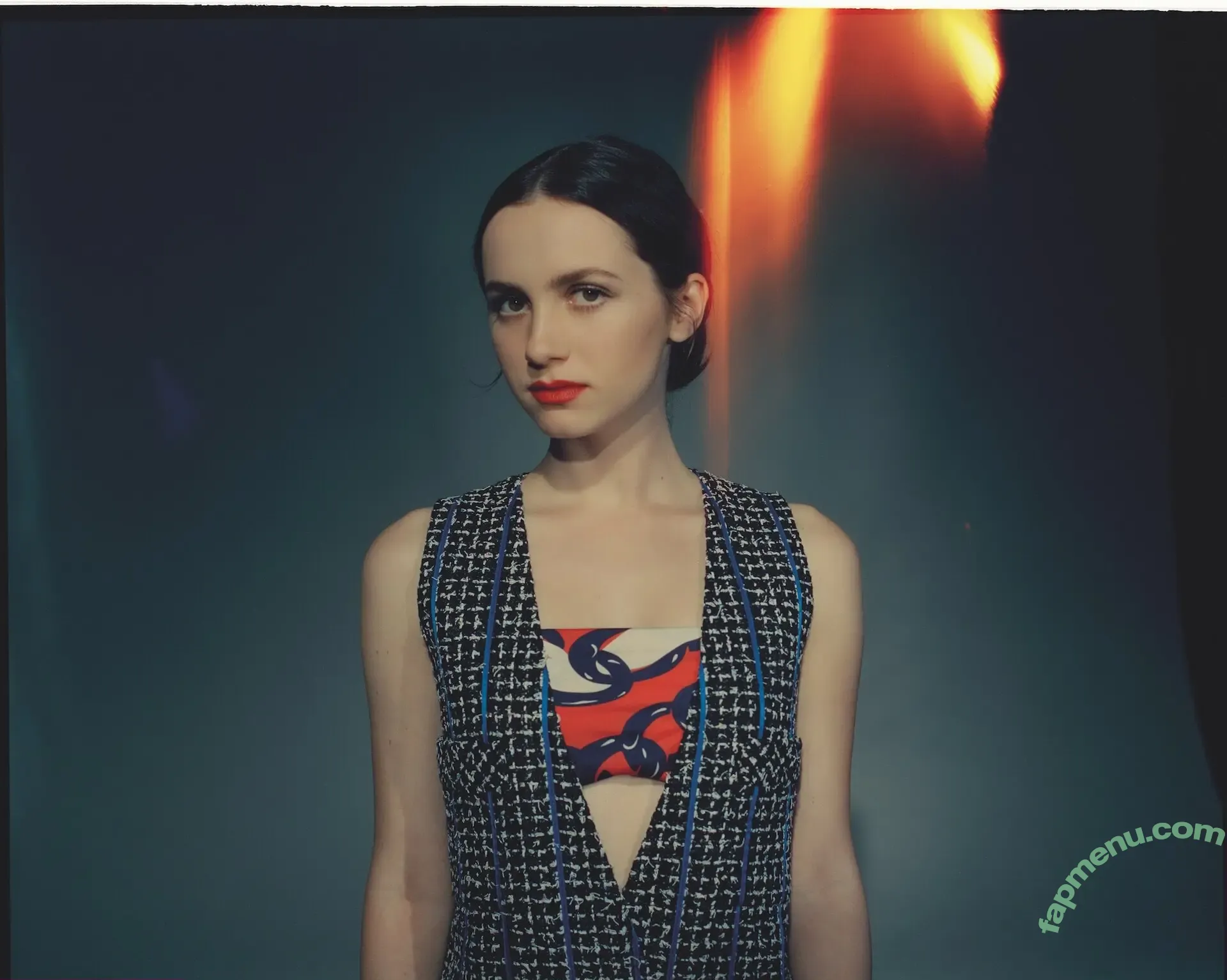Maude Apatow nude photo #0300 (maudeapatow)