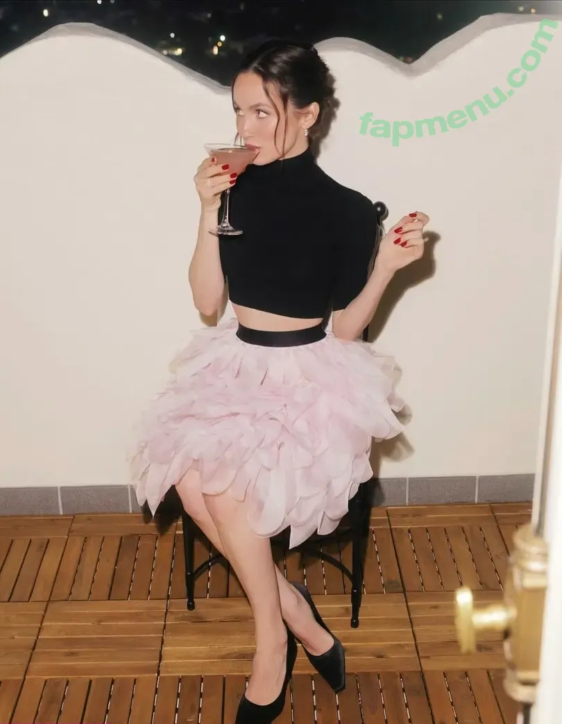 Maude Apatow nude photo #0324 (maudeapatow)