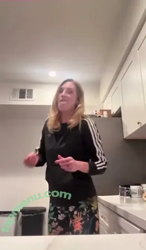 Maude Garrett / geekbomb / maudegarrett nude photo #0087