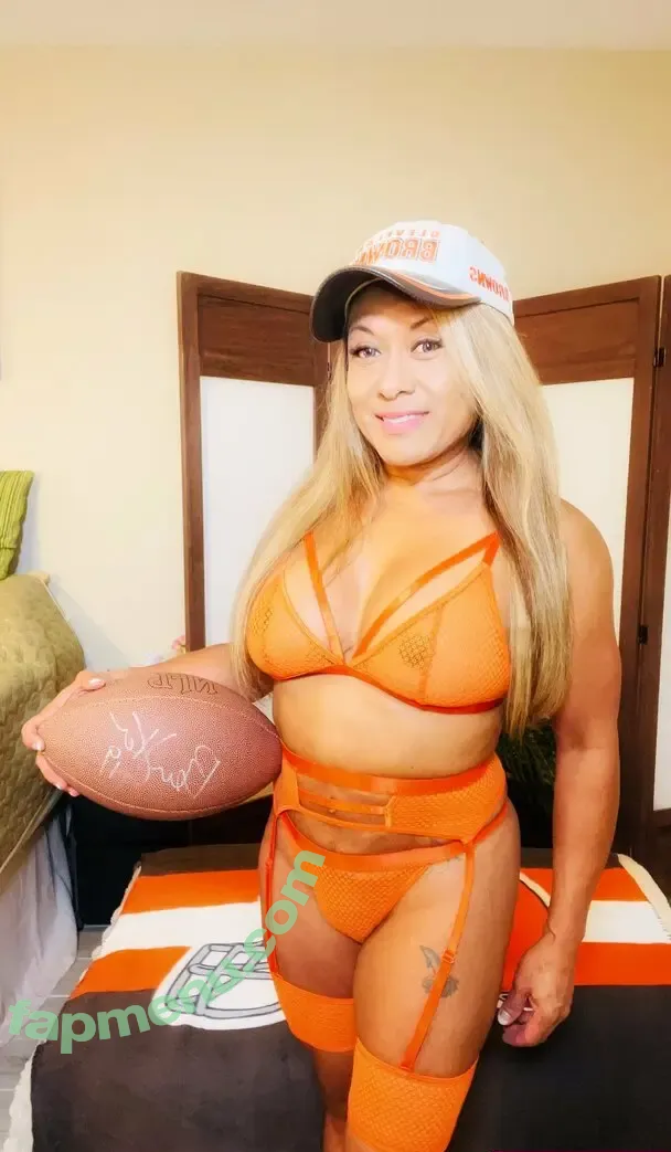 mauigem69 nude photo #0002 (mauigem69)