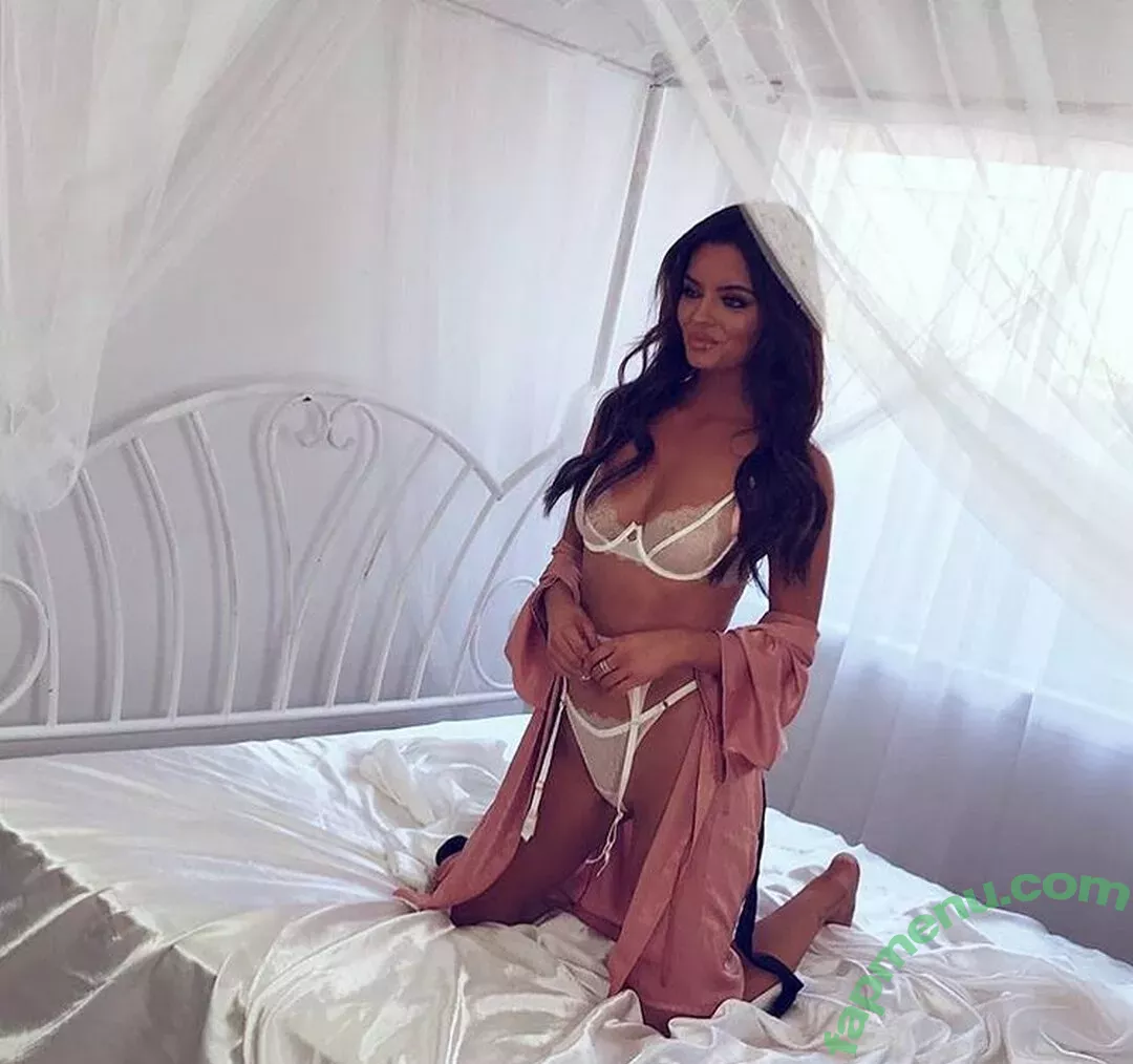 Maura Higgins nude photo #0044 (maurahiggins)