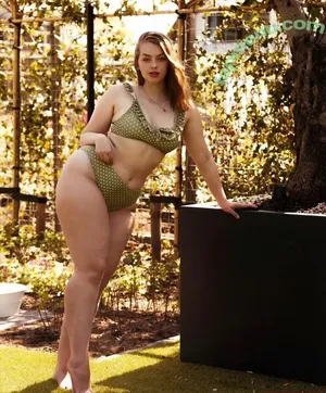  nude photo #0002