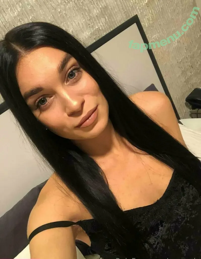 mavissss nude photo #0002 (mavissss)