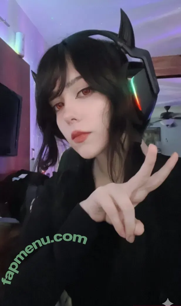 mawacat nude photo #0007 (danycolome)