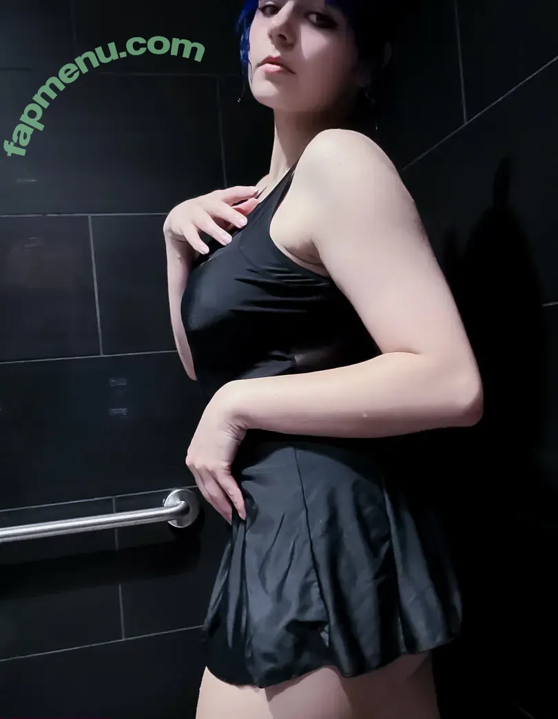 Maxalah nude photo #0365 (itz_maxalah)