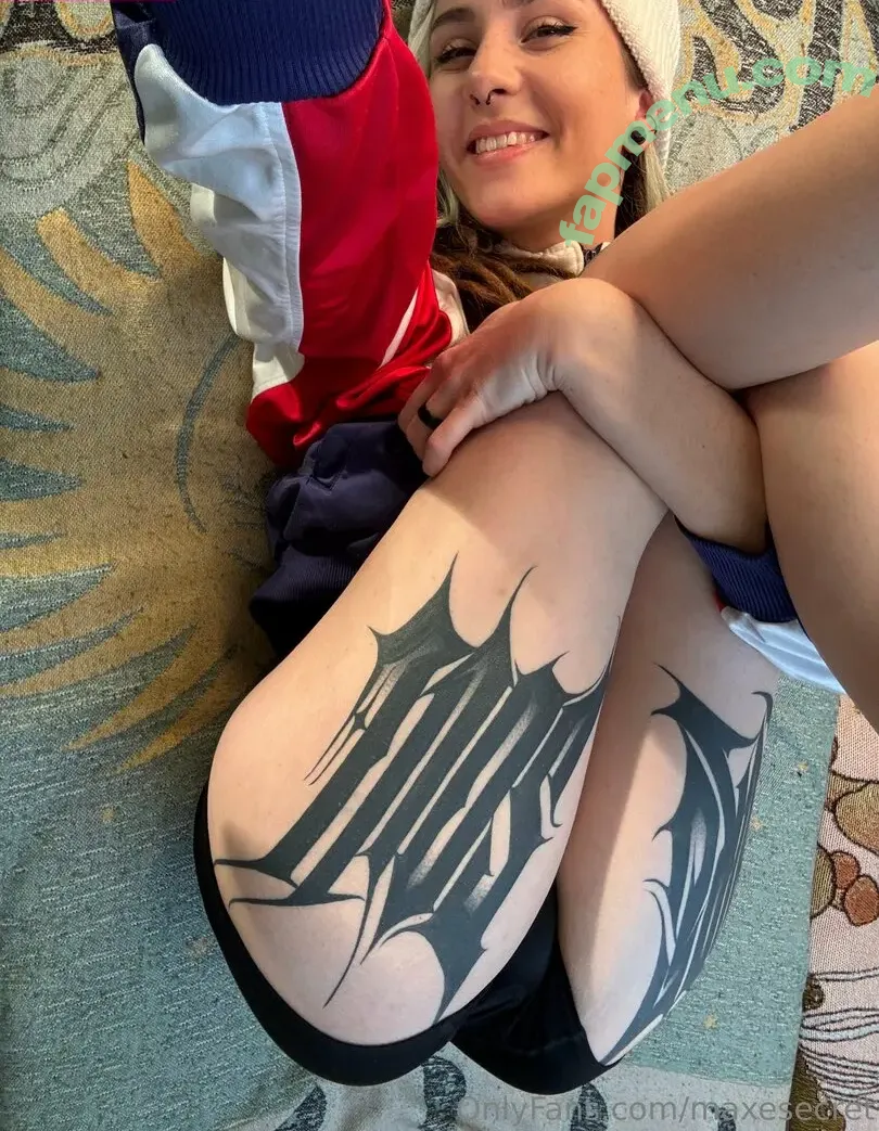 maxesecret nude photo #0027 (waifymaxes)