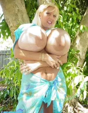 Maxi Mounds / maximoundsfanpage nude photo #0364