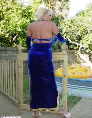 Maxi Mounds / maximoundsfanpage nude photo #0488