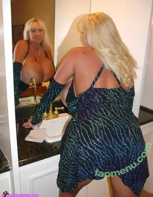 Maxi Mounds / maximoundsfanpage nude photo #0670