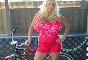 Maxi Mounds / maximoundsfanpage nude photo #0776